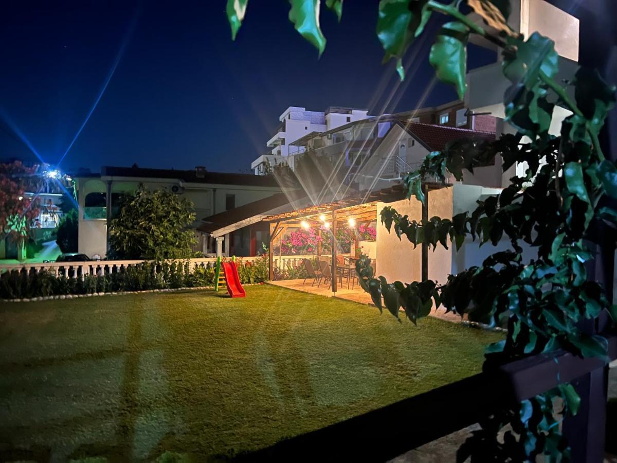 Apartments Radosevic Ulcinj Exterior foto