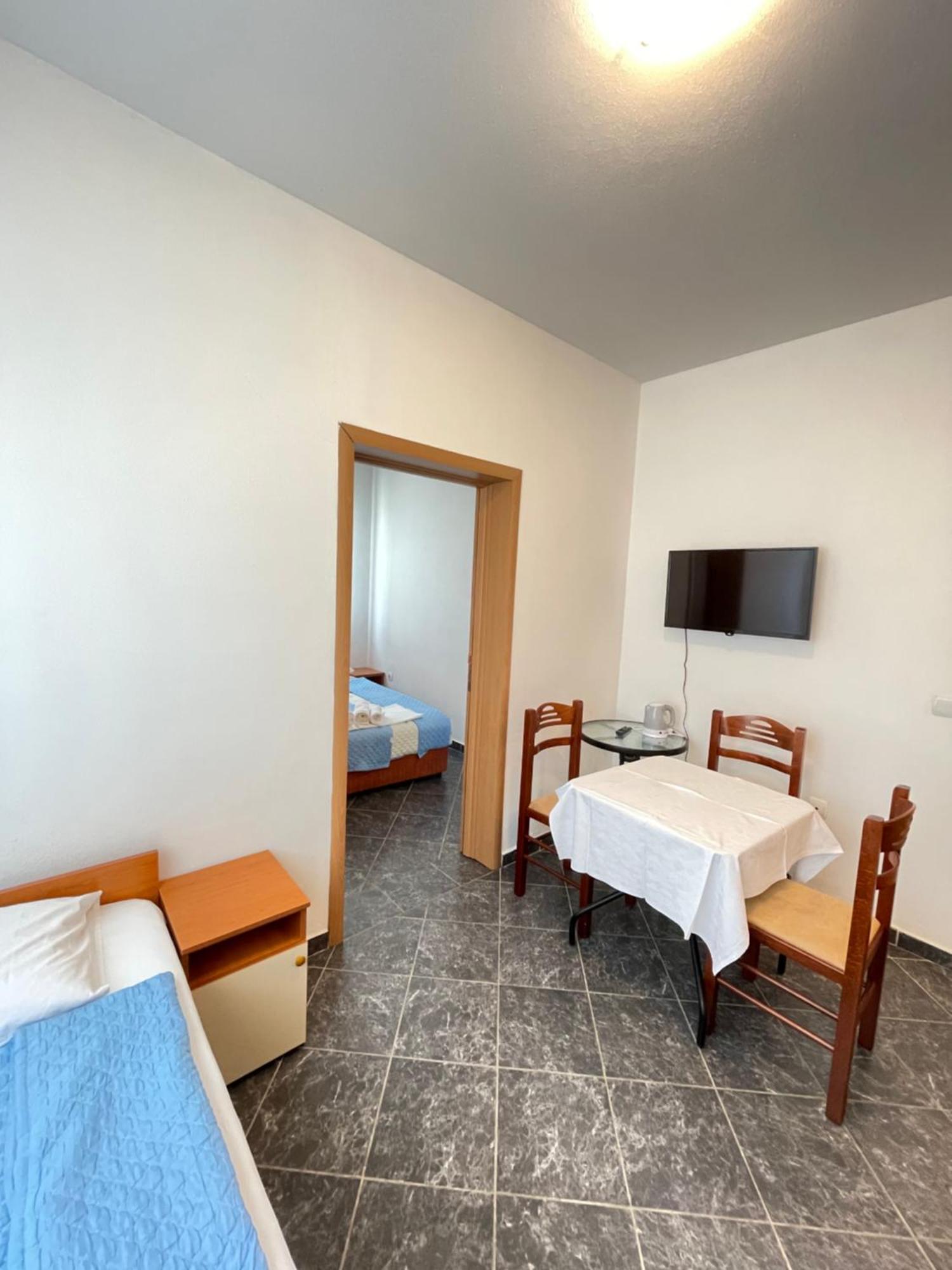 Apartments Radosevic Ulcinj Quarto foto
